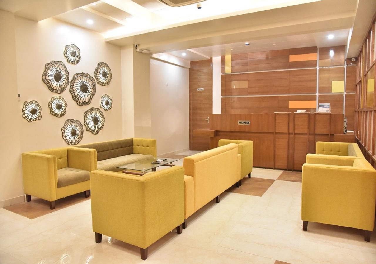 Hotel Rk Grand Варанасі Екстер'єр фото